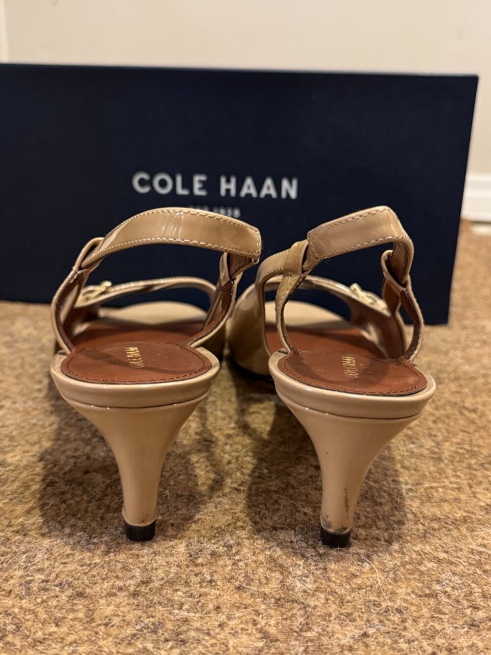 Cole Haan Nude Beige Patent Leather Slingback Kitten Heel Sandals Sz 10.5 - Picture 7 of 11